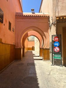 Lire la suite à propos de l’article Les 5 plus belles routes en moto au départ de Marrakech